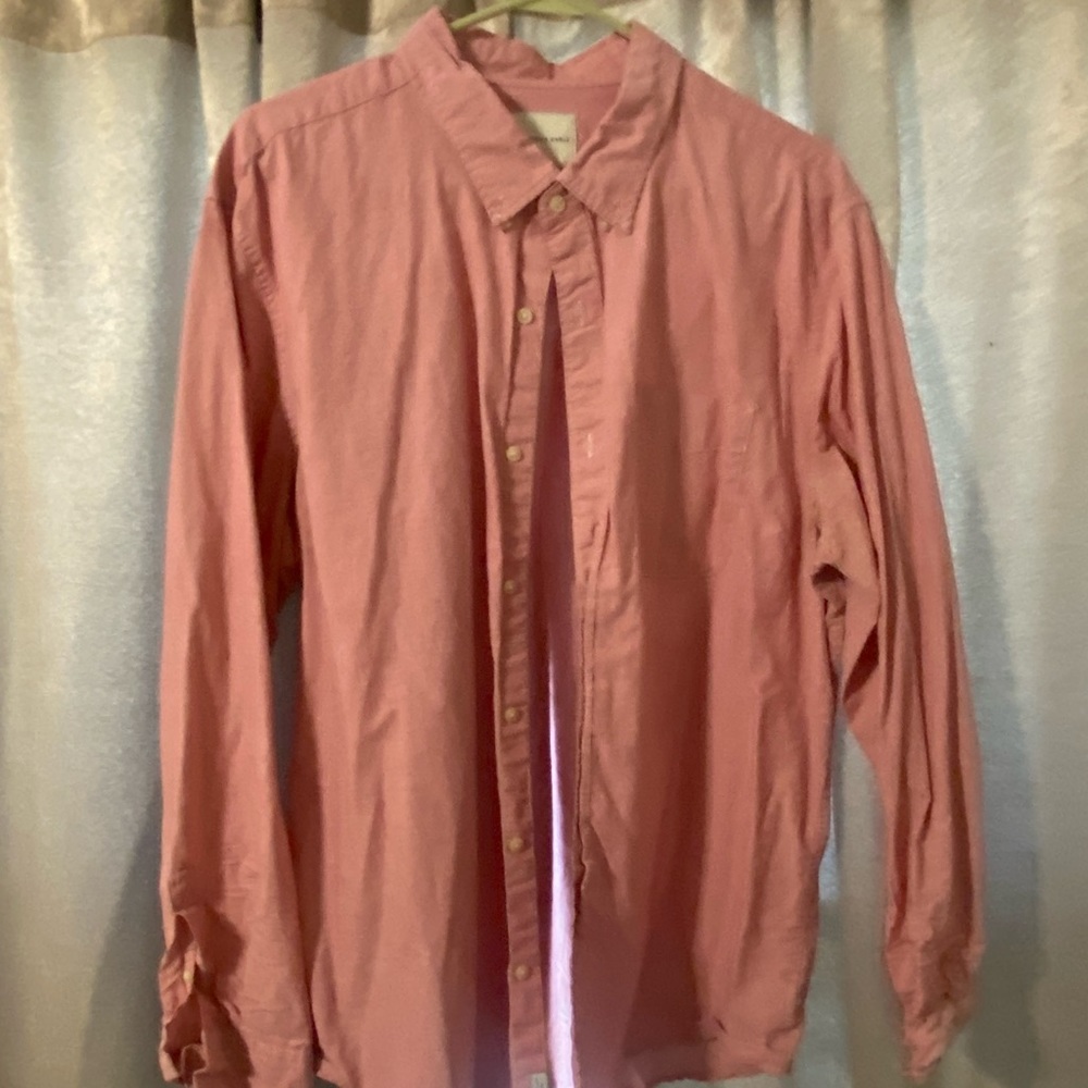 AE button down